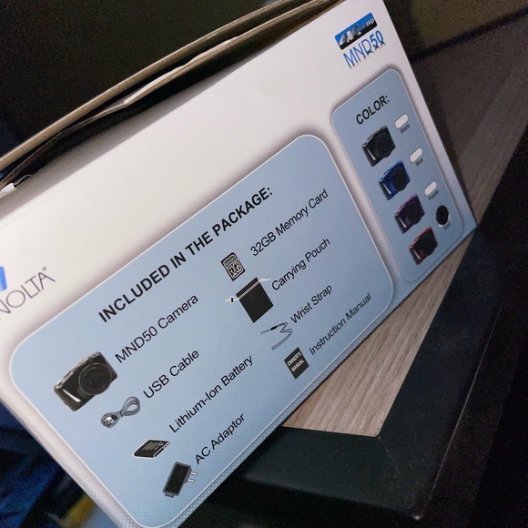 Minolta Camera - Picture 8 of 9